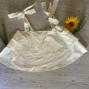 Cream/Off-White Sleeveless Tie-Strap Crop Top – Ruffle Hem